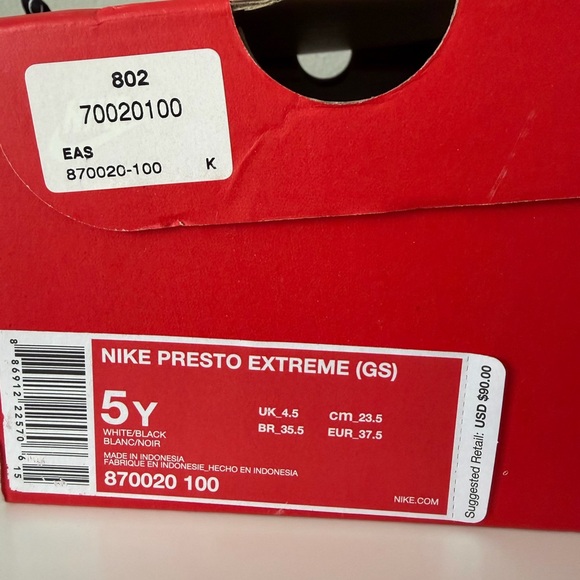 Nike Kids Black and White Presto Slip-On Shoes - Picture 7 of 7